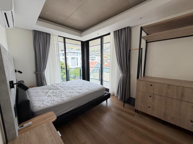 2 Bedroom Property for Sale in Sea Point Western Cape